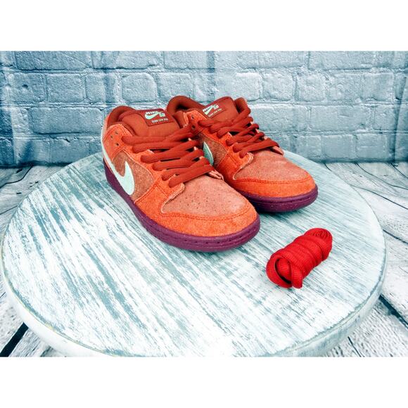 Nike SB Dunk Low Pro PRM Mystic Red/Emerald Rise Women 8 NIB - Picture 3 of 13